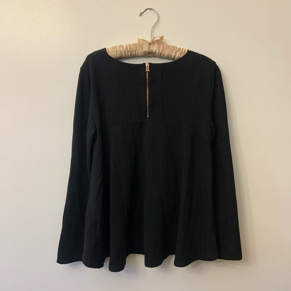 Kit and Ace Black v-neck high-low top with bell sleeves - Picture 5 of 5